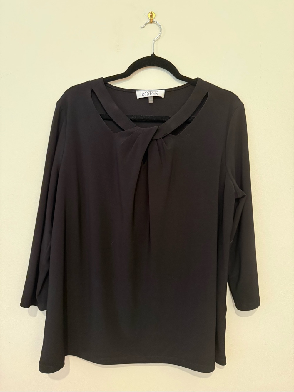 Kasper Black Twist-Neck 3/4 Sleeve Blouse